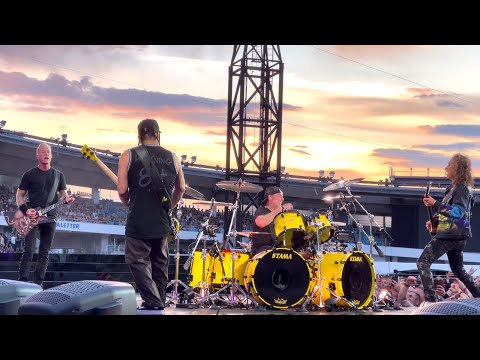 Metallica Live Vlog - Front Row Highlights - M72 World Tour 2023 - Night 1