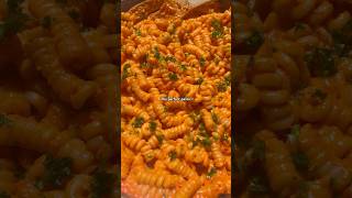 You can never go wrong with this pasta!🤗 #viralshort #recipe #pasta #food