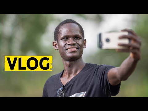 HOW TO VLOG LIKE A PRO