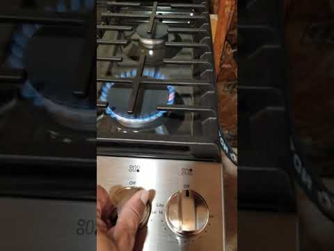 Handyman Ant trying not to blow himself up!😯🔥🔥🔥