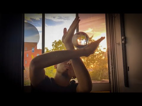 CONTACT JUGGLING un moment de POÉSIE EN MOUVEMENT à la Maison des Jonglages