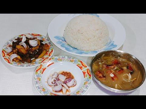 Naga style Smoked beef and potato fry, Roselle leaf stew with fermented roselle seed. 🥰😍🤩.