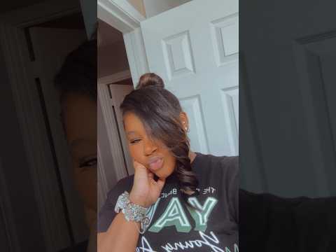 Saw this style and thought I’d give it a try! Ponytail w/ Clip in #hair