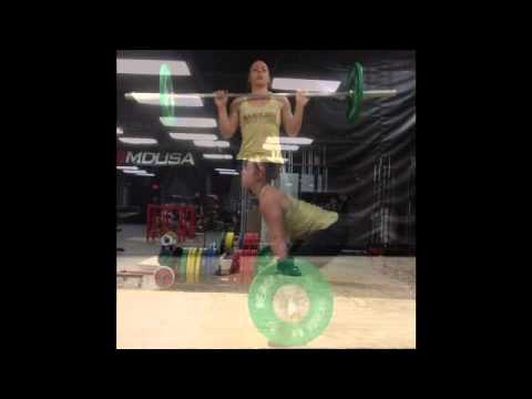 Pause Clean Above Knee