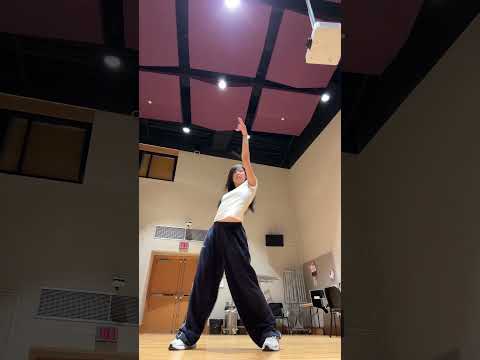 #tiktok #dance #dancer #shorts #shortsfeed #viral #youtubeshorts #feedshorts #korean #isit #tyla