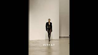 Models vs Supermodels 😬#bellahadid #bellahadidedit #mugler #runway #runwayshow