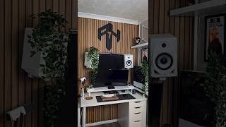 Aestheticly Pleasing... #shortsviral #setuptour #setup #shortsfeed #minimalsetup #shortsvideo #short