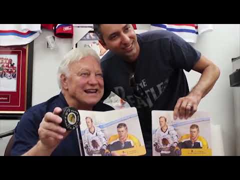 Autograph Authentic - Bobby "The Golden Jet" Hull Signing