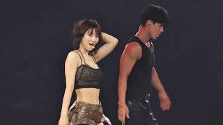 Momo "move like that" sólo performance