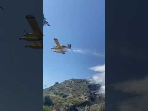 SPECTACULAR HOW RHODES DEAL WITH FOREST FIRE WITH WATER SCOOPERS