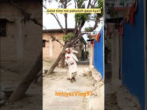 भाई गलत टाइम पर मांगने आ गया #bhikhari#tranding#shortsvideo#comedy #funny #viralvideo