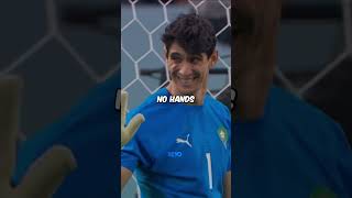 5 Brilliant Saves by Football Players 😱