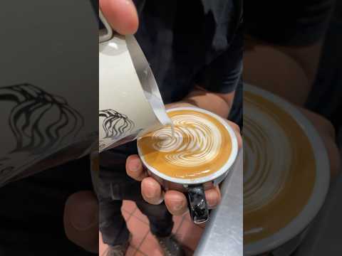#frissonespresso #espressoyourself #coffeeart #barista #latteart #latte #nyc #coffee