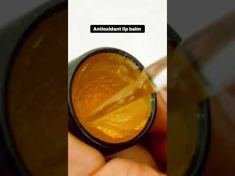 Best Exfoliating Lip Balm - Golden Tea Lip Balm | #lipbalm #thelipbalmcompany #nayanthara #shorts