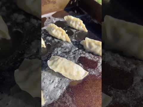 Crispy Cheese Skirt Dumpling Hack 🥟 #foodhacks #dumplings #griddle