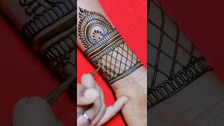 #bridalmehndi #fullhandmehndi #bridalmehndidesign #mehndidesigns #shorts #shortfeed #trending #viral