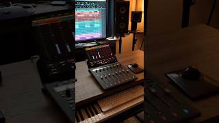 Avid S1 Control Surface Unboxing