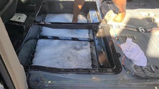 A BATHTUB IN MY VAN?||Van life conversion (13).
