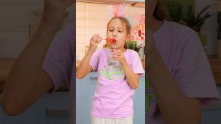 Make Bubbles at Home in JUST 5 Minutes! #kidsvideo #bubbles