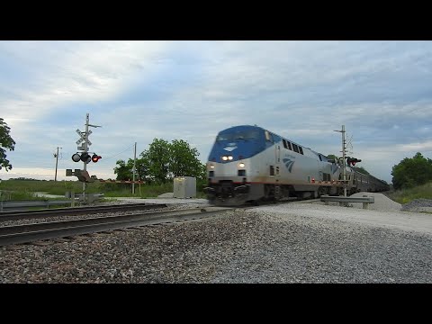 Amtrak 3 Zips by La Plata, Missouri at Track Speed