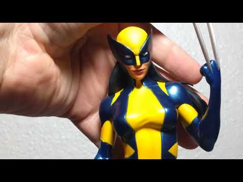 Diamond Select Marvel Gallery X-23 as Wolverine PVC statue review