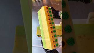 SPRING Sunflower Soap? 🌻 #soapcutting #soap #handmadesoap #soapmaker #soaps #soapbars #cpsoap