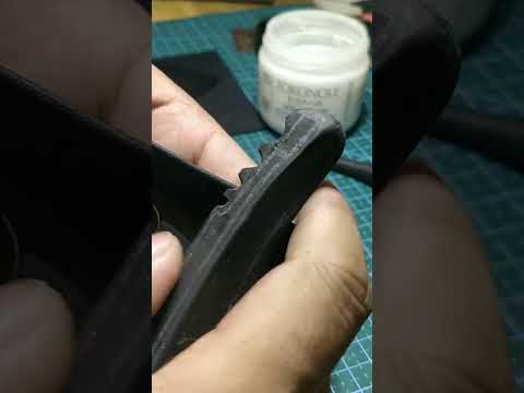 leather horn slicker