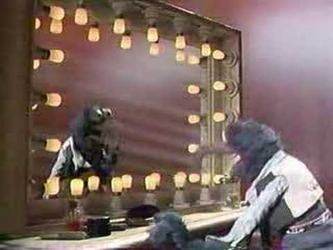 Muppet Show. Great Gonzo - Act Naturally (ep 4.05)