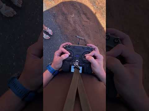 Desert FPV dives 😍🔥🏜️