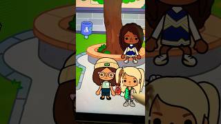 She ignored the bully 😱 #toca #aesthetic #fypシ゚ #happy #bully #roleplay #loveyourself #nevergiveup