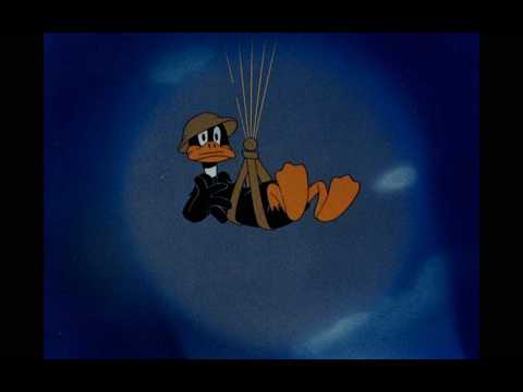 Daffy Duck against the Nazis -  The Commando (1943, restored)