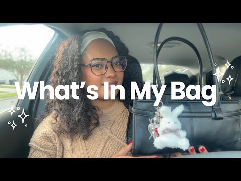 what’s in my bag! beauty faves + everyday essentials ˚ ༘♡ ⋆｡˚