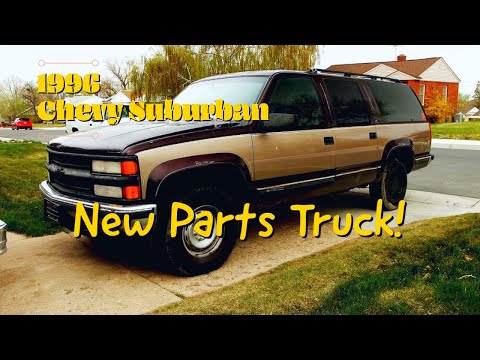 1996 Chevy Suburban - Lots of good parts...