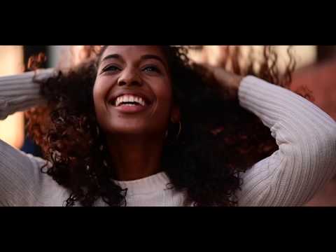 Smile - Ft. Chloe Flowers | Nikon Z 6 10 bit Sample