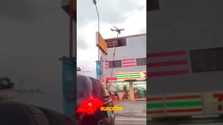 airplane runway #airplanerunway #funnyshorts #funnyshorts #viralshort #trending #airplane #entertain