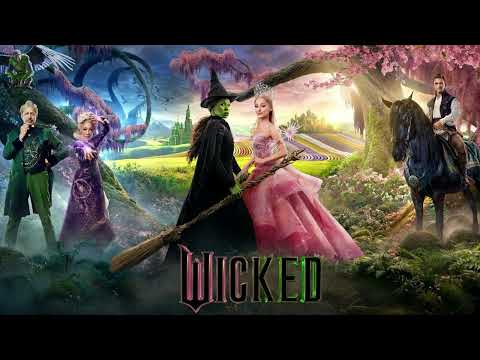 My Little Cousin Reviews the Wicked Movie