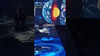 Holographic interactive effects