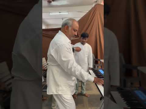జాన్ వెస్లీ అన్న Playing keyboard | HOSANNA MINISTRIES