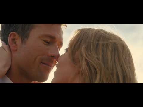 Sydney Sweeney and Glenn Powell Hot Kissing Scene | Anyone But You | 4K