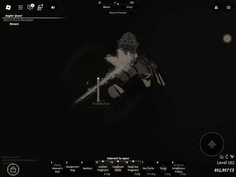 My submarine is glitching when I going to get the meg 😭😭😭