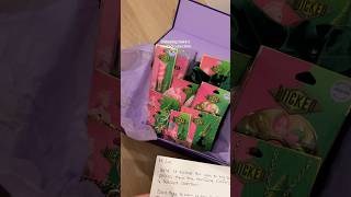 💚 #wicked #wickedmusical #wickedmovie #claires #clairesstores #unboxingvideo #unboxingtoys