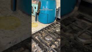 No judgment. Just help. 🤞🏾  @ZepUSA  #freeclean #cwc #deepclean