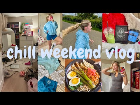 CHILL WEEKEND VLOG | ANXIETY TALKS & MATCHA TASTE TESTS | MOLLY MCFALL