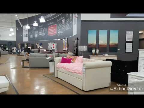 Un tour au Value city furniture