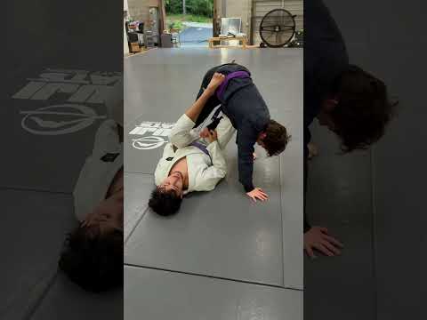 #bjj #bjjlife #bjjlifestyle #wrestling #athlete #isuckatjiujitsushow