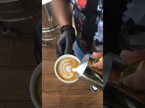 #foryou #coffeelover #latteart #tulip