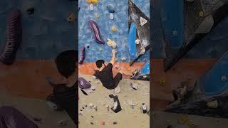 CRK: V2-4, Overhang Finish (flash attempt) #bouldering #climbing