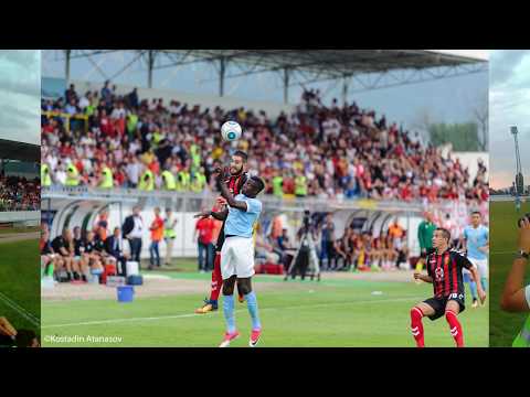 Sports Photography: FK Vardar vs Malmo FF [Nikon D3+Nikkor 70-200mm f/2.8VRII]