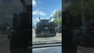 Are there 4-wheel drive trucks in Miami, Florida?