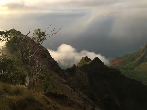 Kauai Helicopter Flyover (Hawaii in High Definition)